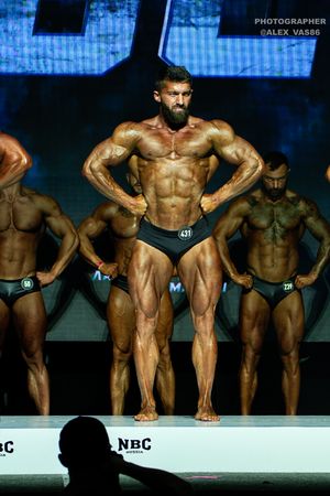 CLASSIC PHYSIQUE 178